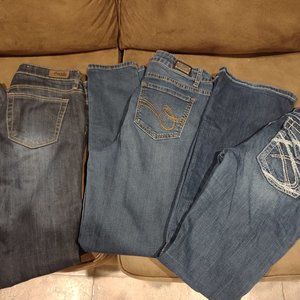 Lot of Women's Jeans